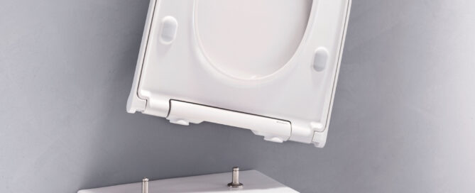 Abnehmbarer Toilettendeckel für einwandfreie Hygiene.
